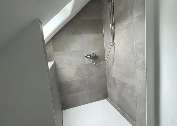 Gemuetliche Sanierte Mit Klimaanlage Lägenhet